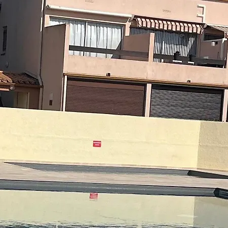 House With Terrace And Residential Swimming Pool Apartment