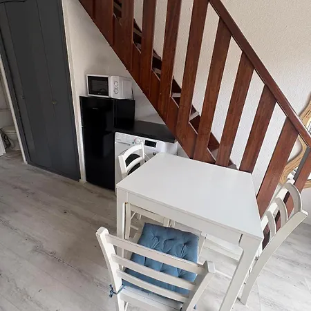 Διαμέρισμα House With Terrace And Residential Swimming Pool *